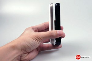 samsung-i7500-vs-htc-magic3