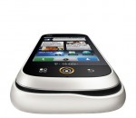 motorola-cliq_white_bottom motorola-cliq_white_bottom