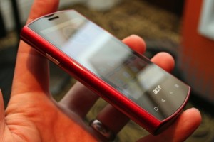 red-acer-liquid-a1-2