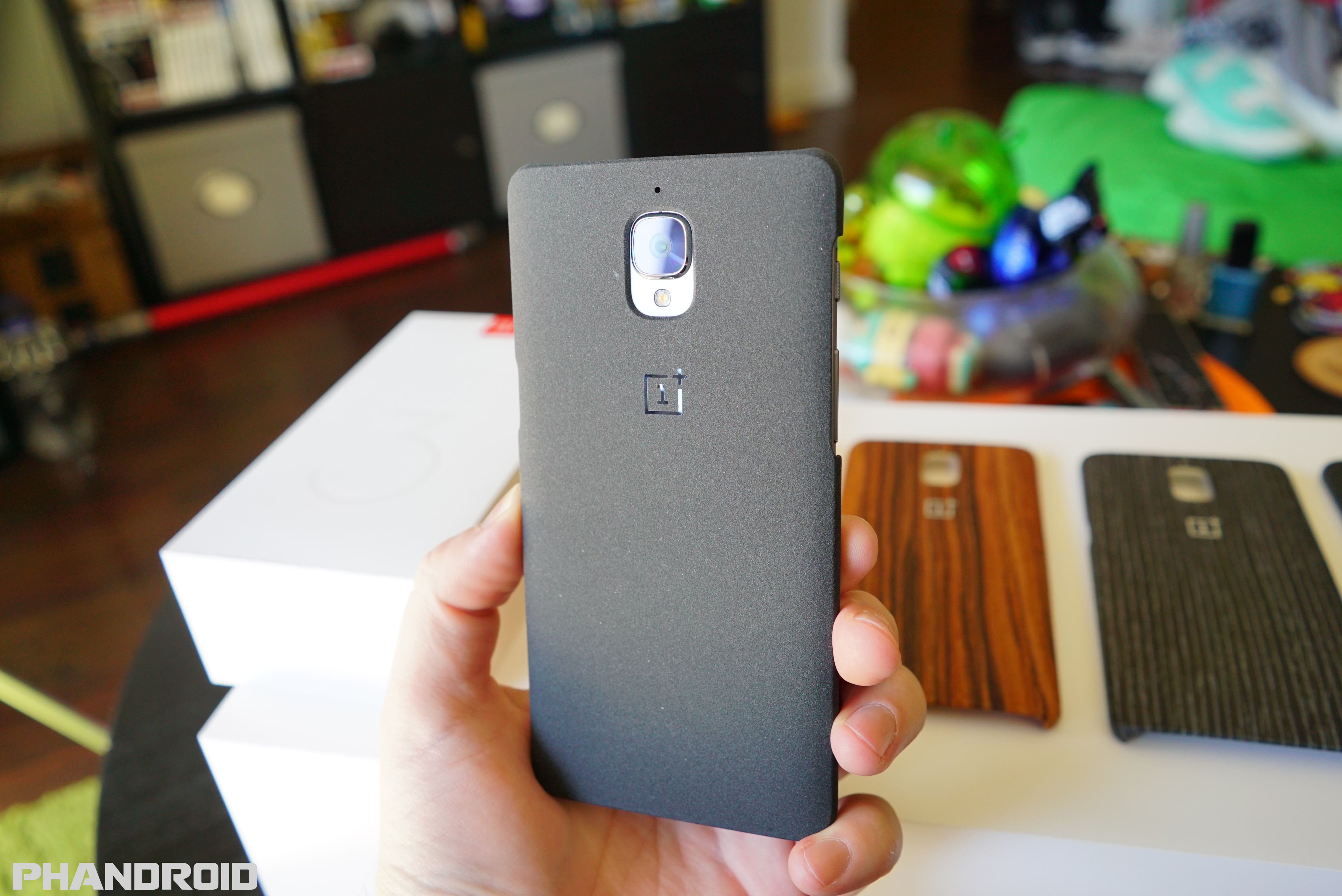 Carbon Fiber Iphone Case >> Video: OnePlus 3 hands-on, all 5 cases, and more Carbon Fiber Iphone Case >> Video: OnePlus 3 hands-on, all 5 cases, and more