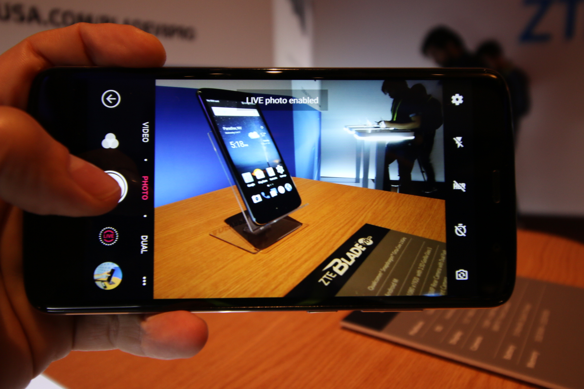 Zte blade v8 pro dual camera uses zte blade v8 pro dual camera got Moto