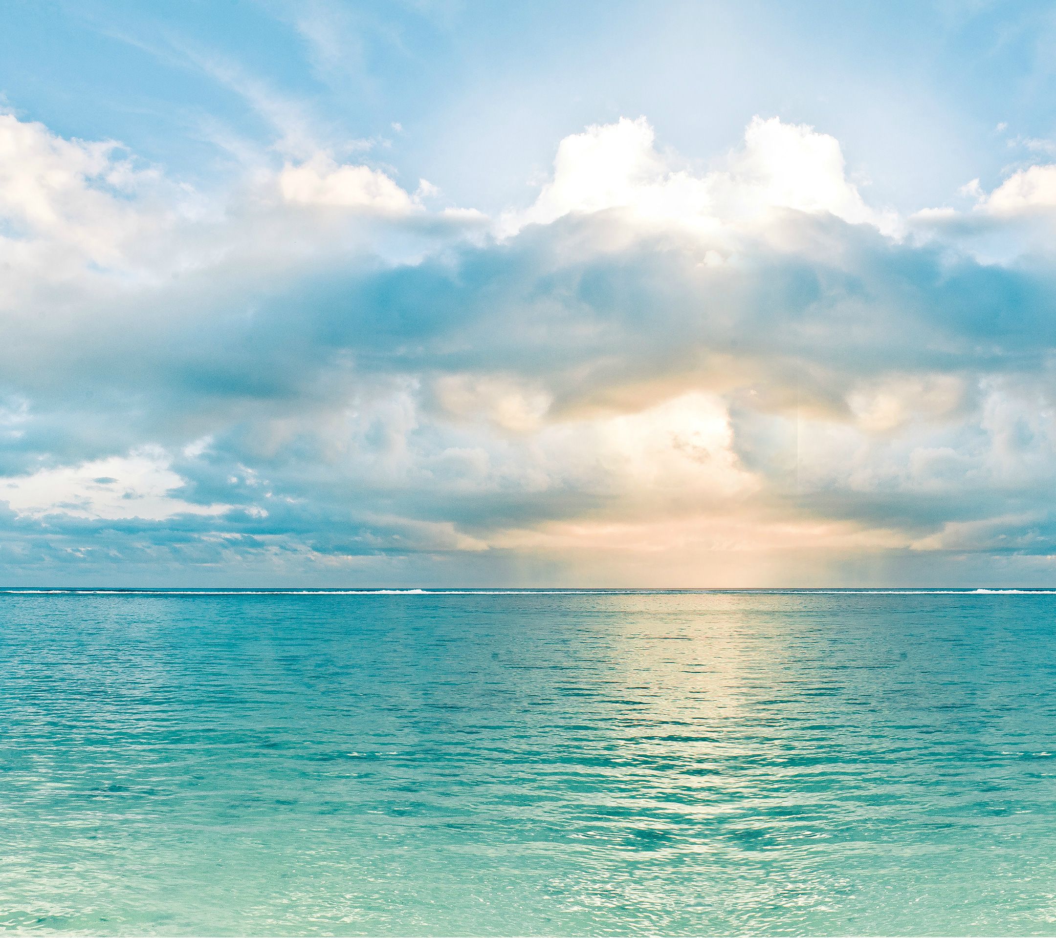 Download all 18 HTC One (M8) Wallpapers