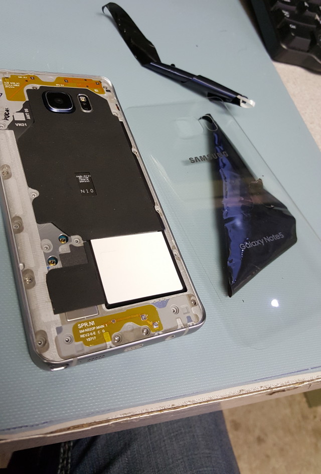 Easy DIY custom clear back cover for Galaxy Note 5 and S6
