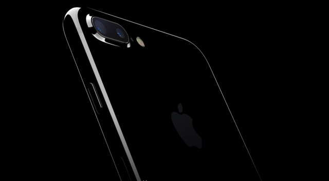 9 features the iPhone 7 and Apple Watch 2 stole from Android