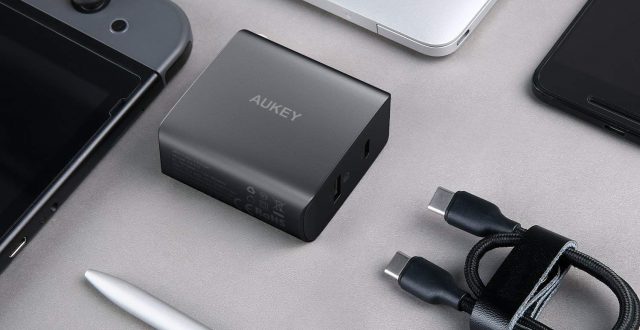 AUKEY cuts prices on chargers, power banks and other accessories for Black Friday